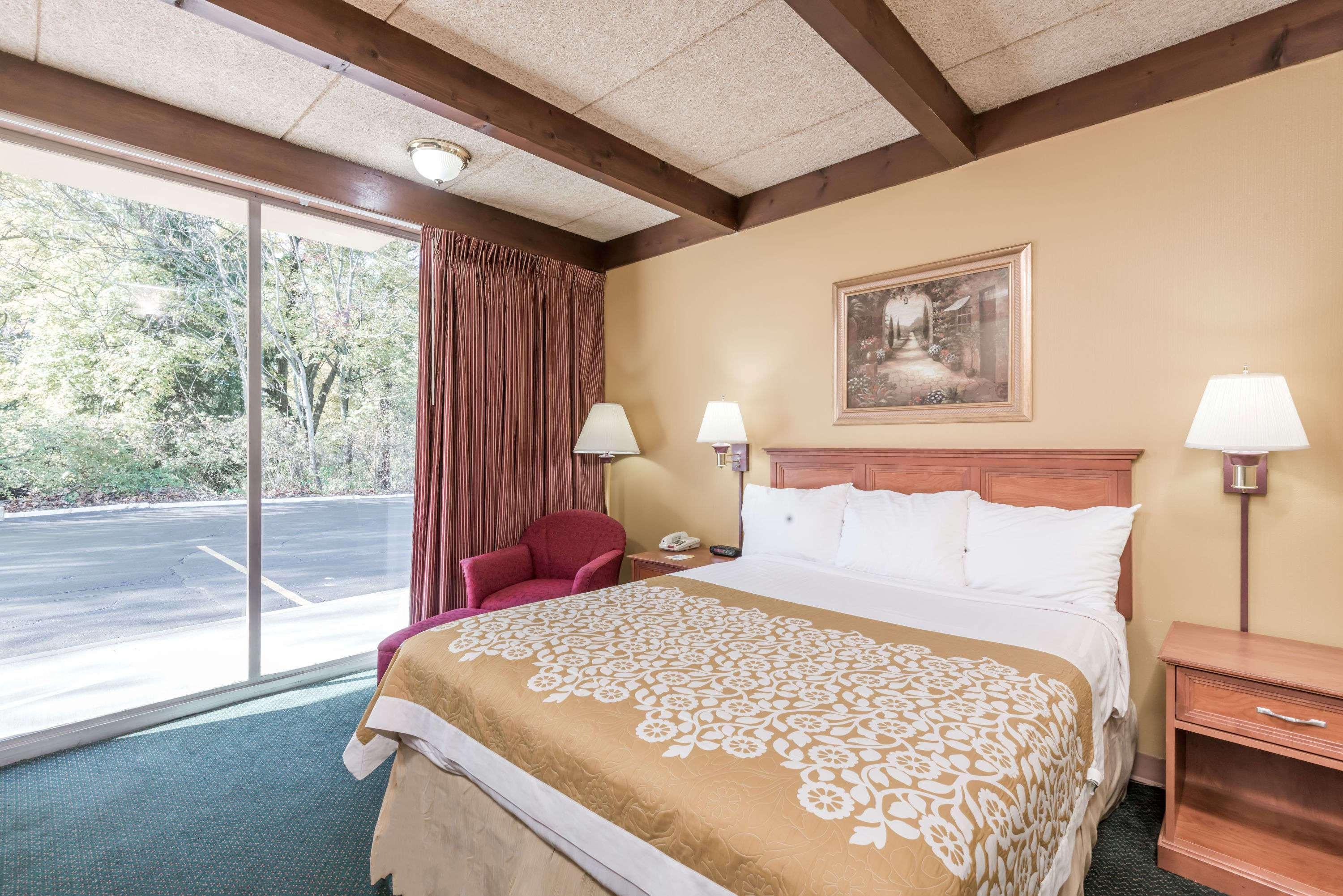 Days Inn By Wyndham Niles Buitenkant foto
